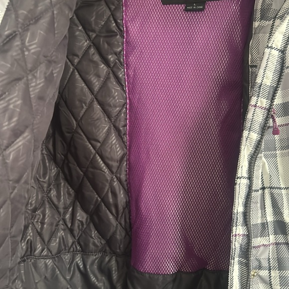 Women’s Ski Jacket - Picture 3 of 6